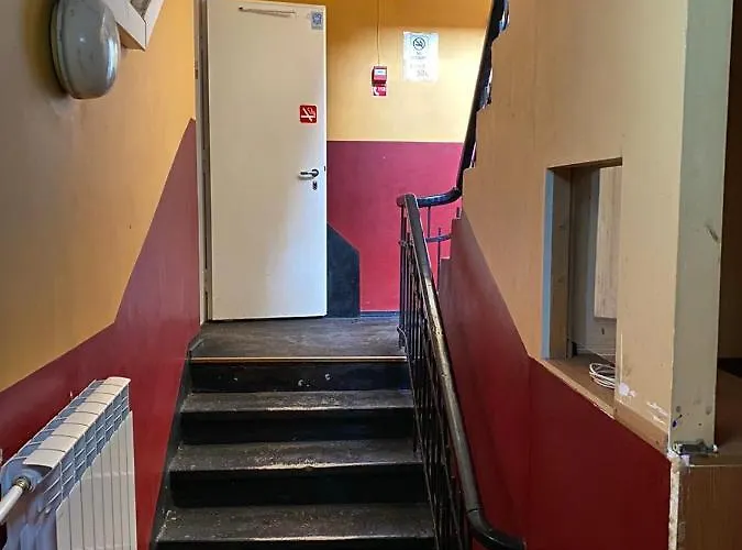 Telliskivi Albergue *