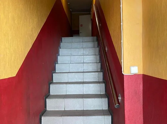 Telliskivi بيت شباب *